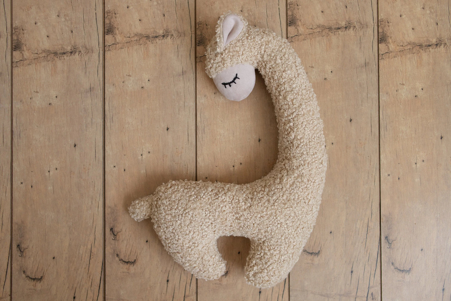 ポージング用まくら(ひつじ＆クジラ)