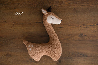 ポージング用まくら(キュートなシカ)