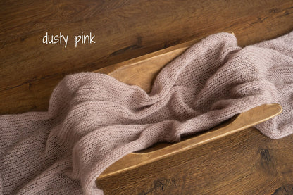 ソフトモヘア糸使用のニューボーン用おくるみ