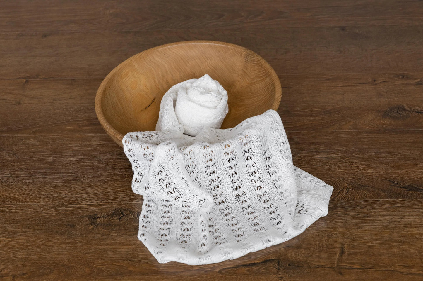 レース使用のニューボーン用おくるみ
