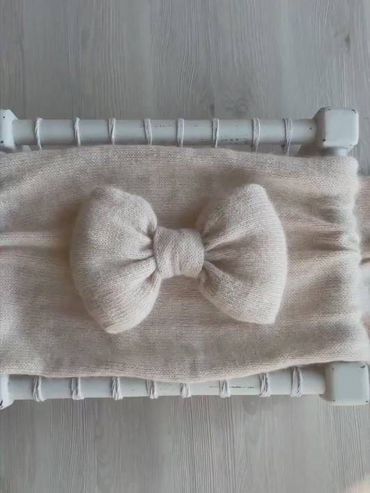 アンゴラウール使用のリボンブローチ