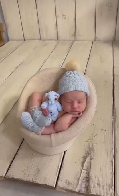 ふわふわ手編みのテディベア